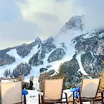 Luminoso E Centralissimo Attico, Splendida Vista Panoramica Sulle Dolomiti E Sulle Piste Olimpiche *